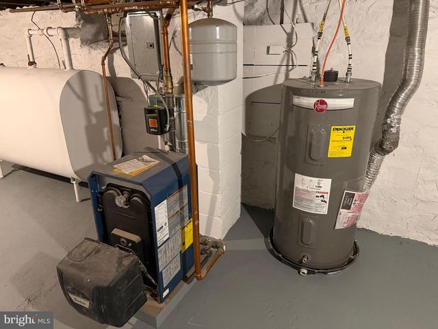 601 MANOR ST, Columbia, PA 17512