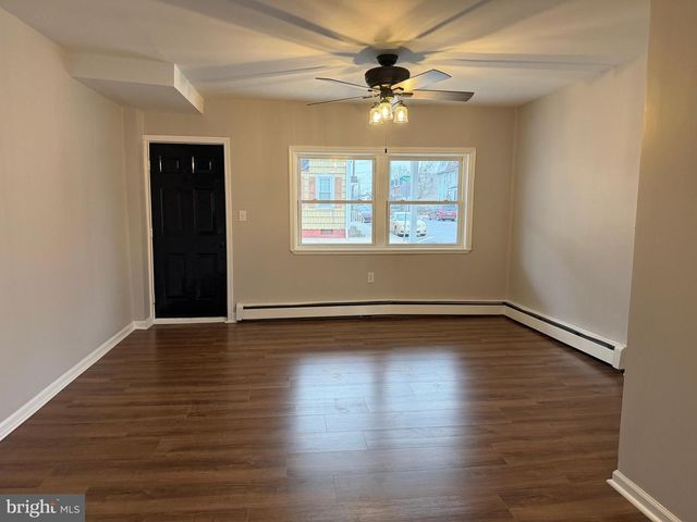 601 MANOR ST, Columbia, PA 17512