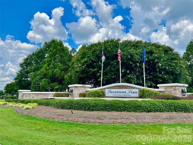 2021 Blue Stream Lane, Indian Trail, NC 28079