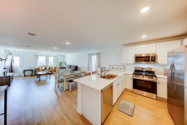 4234 Briarstone Knoll Trail, Baytown, TX 77521