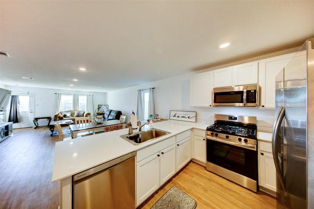 4234 Briarstone Knoll Trail, Baytown, TX 77521