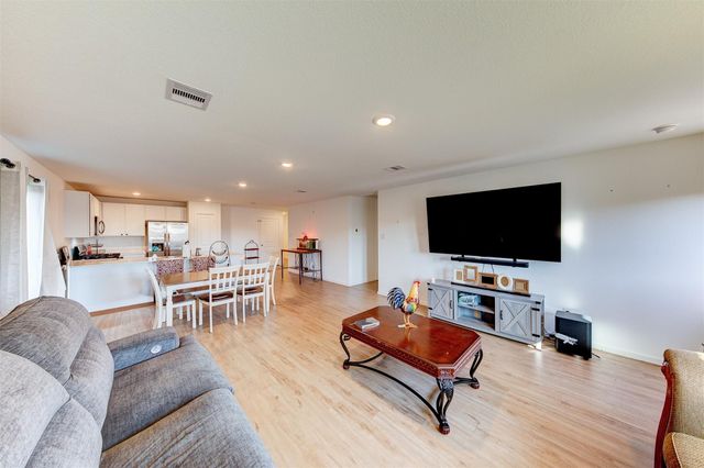 4234 Briarstone Knoll Trail, Baytown, TX 77521