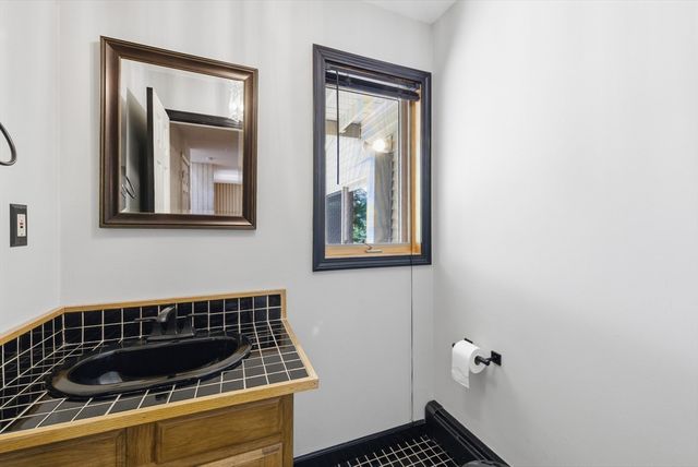 55 Shaw St., Belchertown, MA 01007