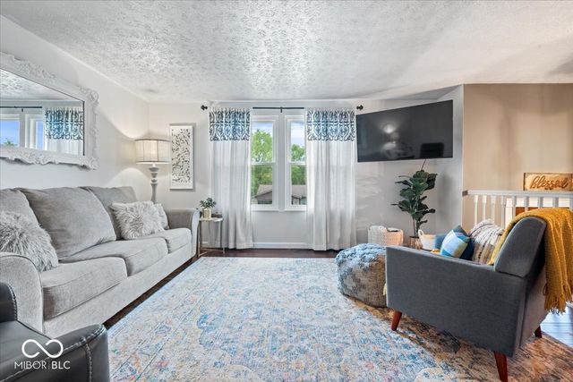 7017 Chimney Rock Court, Indianapolis, IN 46217