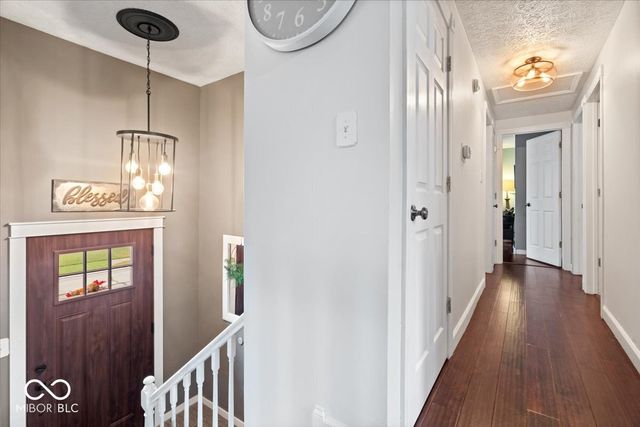 7017 Chimney Rock Court, Indianapolis, IN 46217