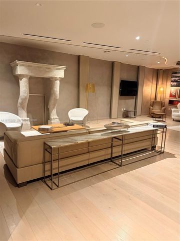 1000 Brickell Plz 2606, Miami, FL 33131