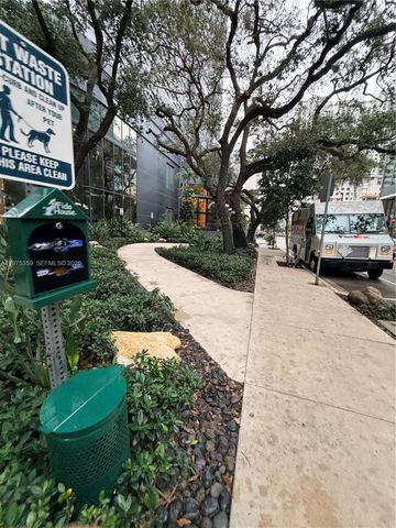 1000 Brickell Plz 2606, Miami, FL 33131