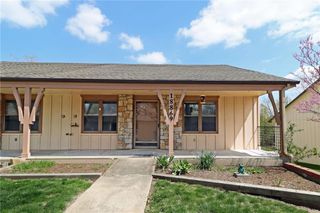 18869 Sunrise Drive, Belton, MO 64012