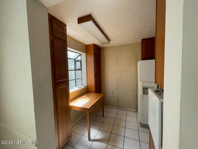 2000 1ST Street, Neptune Beach, FL 32266