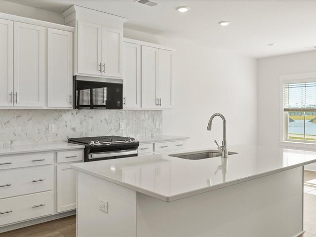 380 Calm Water Way, Summerville, SC 29486
