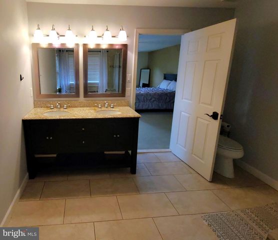 18 WILLOW GLEN CT, Stafford, VA 22554