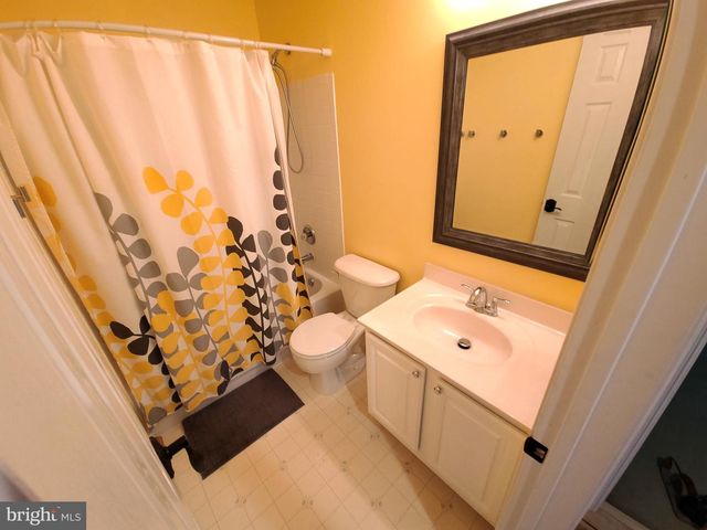 18 WILLOW GLEN CT, Stafford, VA 22554