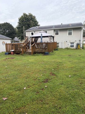 542 Home Acres Avenue, Evansdale, IA 50707