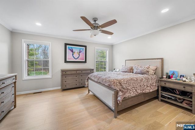 826 Georgetown Drive, Ramsey, NJ 07446