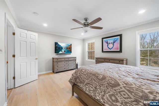 826 Georgetown Drive, Ramsey, NJ 07446