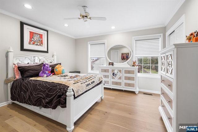 826 Georgetown Drive, Ramsey, NJ 07446