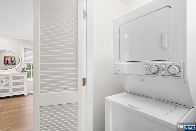 826 Georgetown Drive, Ramsey, NJ 07446