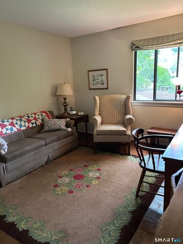 991 Heritage Village A, Southbury, CT 06488