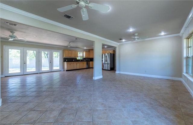 11801 Bell Ave, Austin, TX 78759