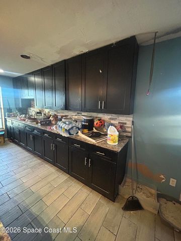 801 Poplar Lane, Melbourne, FL 32901
