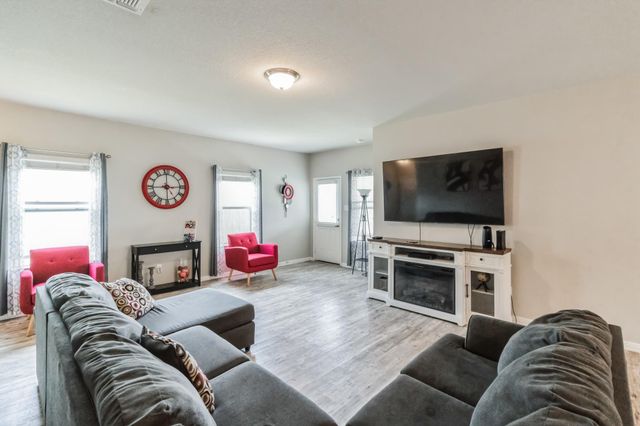 18430 Stevie Ray DR, Round Rock, TX 78664