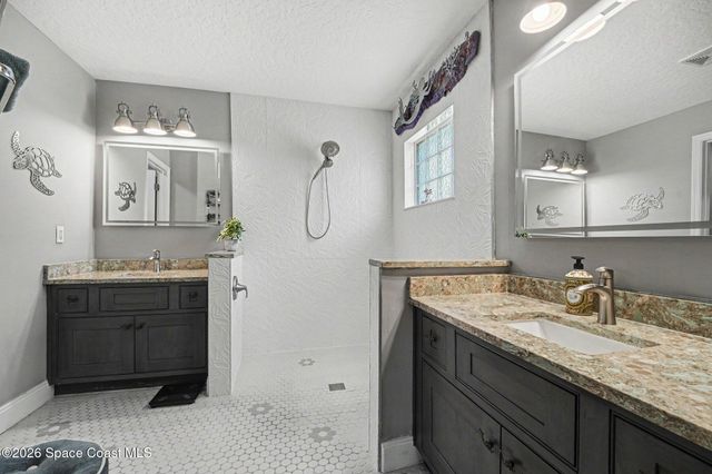 1102 Egret Lake Way, Melbourne, FL 32940