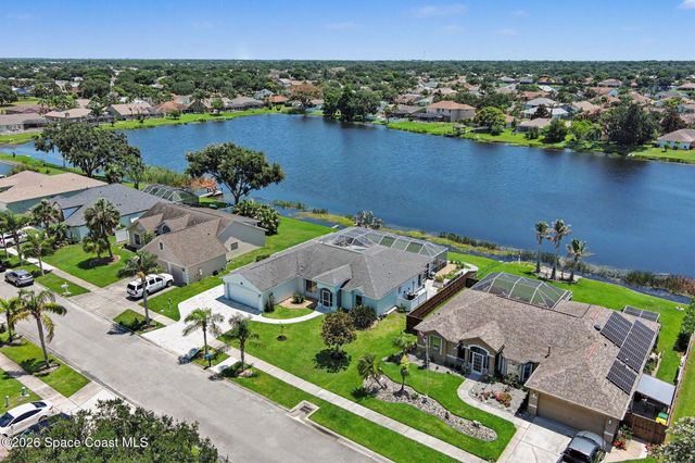 1102 Egret Lake Way, Melbourne, FL 32940