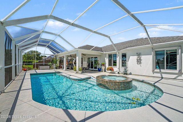 1102 Egret Lake Way, Melbourne, FL 32940