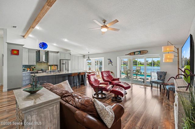 1102 Egret Lake Way, Melbourne, FL 32940
