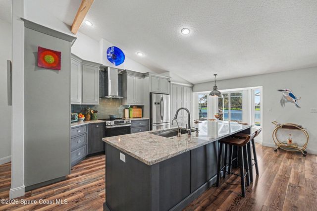 1102 Egret Lake Way, Melbourne, FL 32940