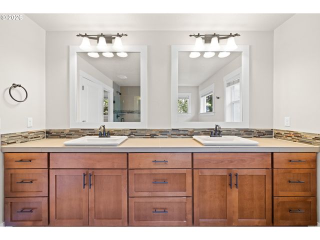 20386 Sw NAVARRE Ln, Beaverton, OR 97007