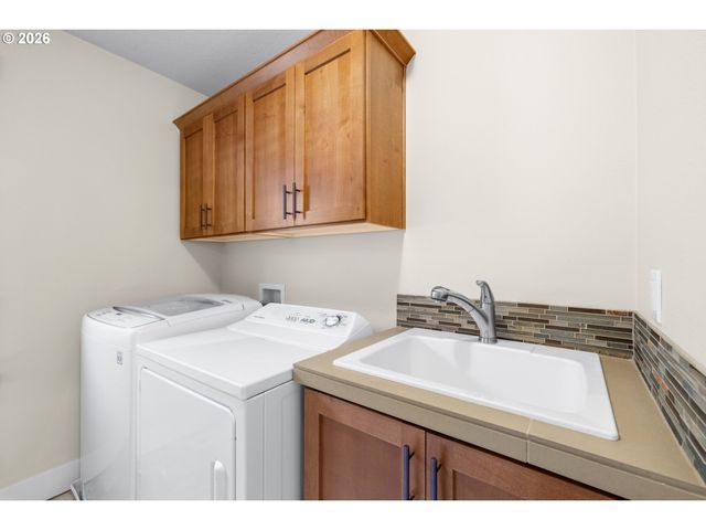 20386 Sw NAVARRE Ln, Beaverton, OR 97007