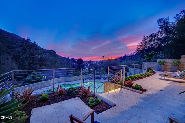 1101 Outlook Lane, Glendale, CA 91206