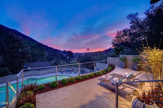 1101 Outlook Lane, Glendale, CA 91206