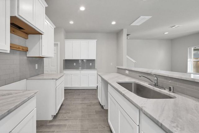 12371 Sunset Canyon Way, Willis, TX 77318