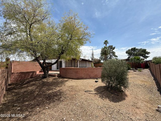 625 N Brown Avenue, Tucson, AZ 85710