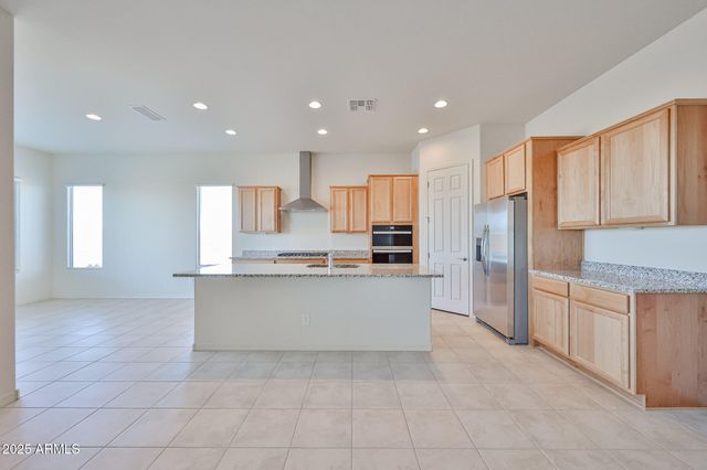 25079 N 171ST Avenue, Surprise, AZ 85387