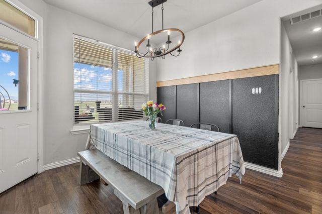 134 Stone Canyon Drive, Rhome, TX 76078