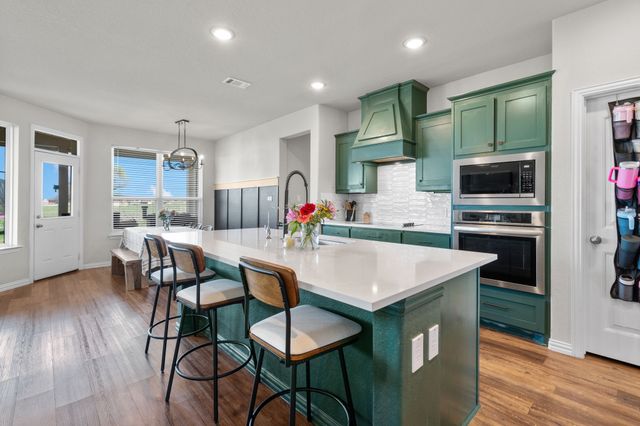 134 Stone Canyon Drive, Rhome, TX 76078