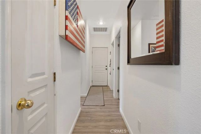 1963 W Merritt, Hanford, CA 93230