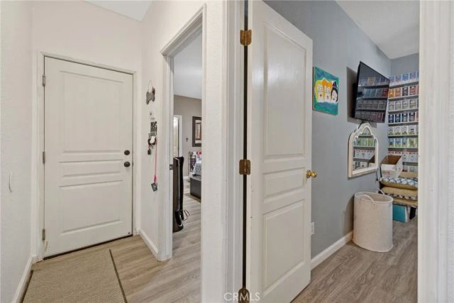 1963 W Merritt, Hanford, CA 93230