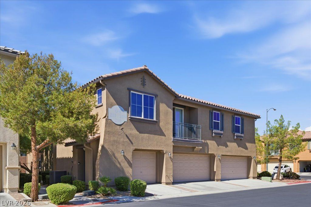 6255 West Arby Avenue 210, Las Vegas, NV 89118 — photo 2
