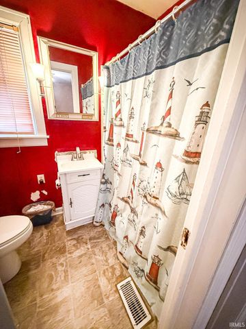 1111 E 7th Street, Anderson, IN 46012