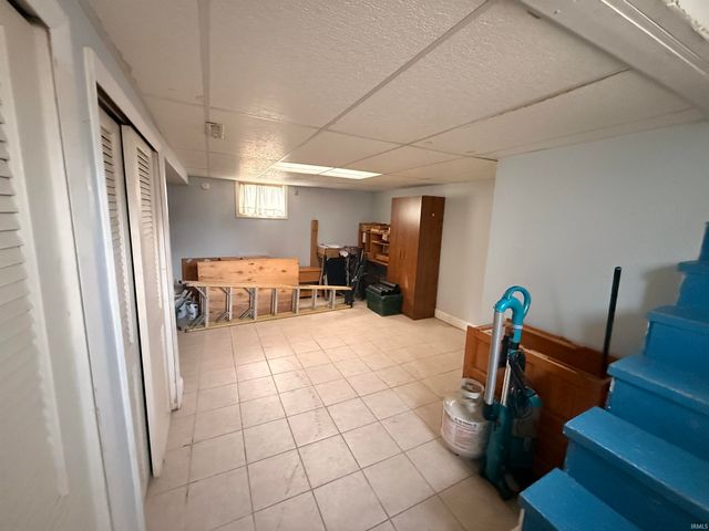 1111 E 7th Street, Anderson, IN 46012