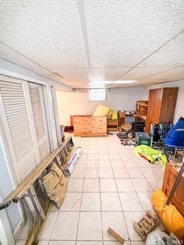 1111 E 7th Street, Anderson, IN 46012