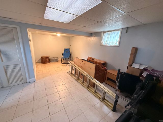 1111 E 7th Street, Anderson, IN 46012