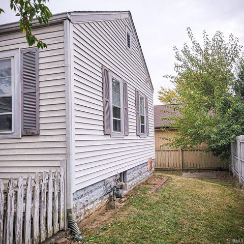 1111 E 7th Street, Anderson, IN 46012