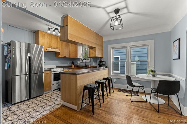 708 Channing Street, Ferndale, MI 48220