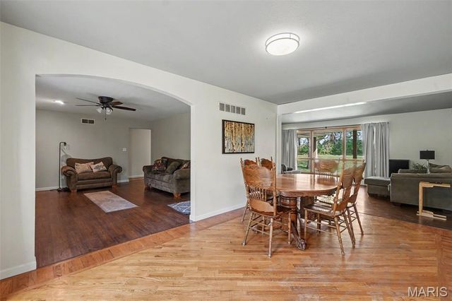 1000 Highway Y, St Paul, MO 63366