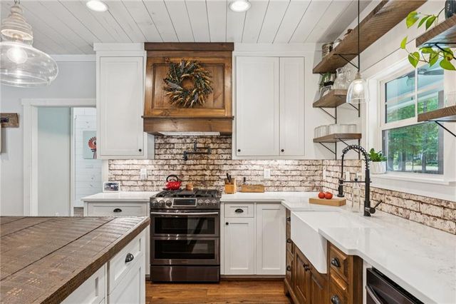 889 Freehome Road, Canton, GA 30115